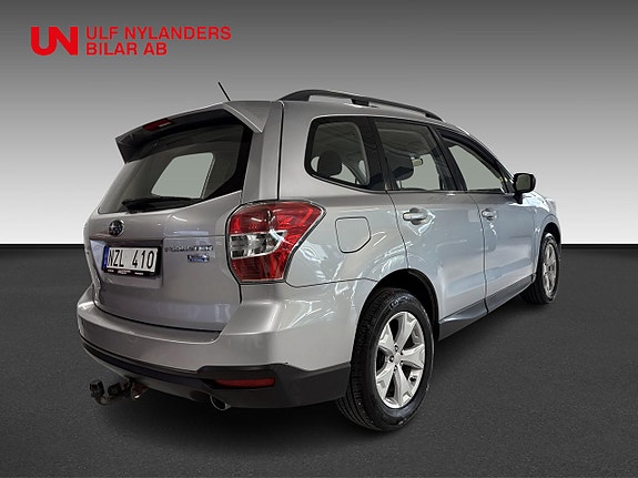 Subaru Forester 4 of 15