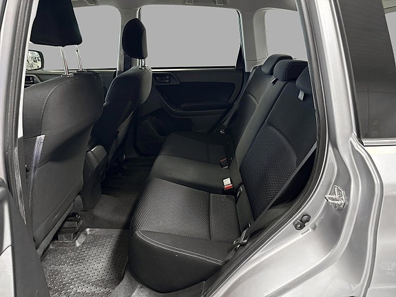 Subaru Forester 9 of 15