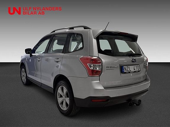 Subaru Forester 2 of 15