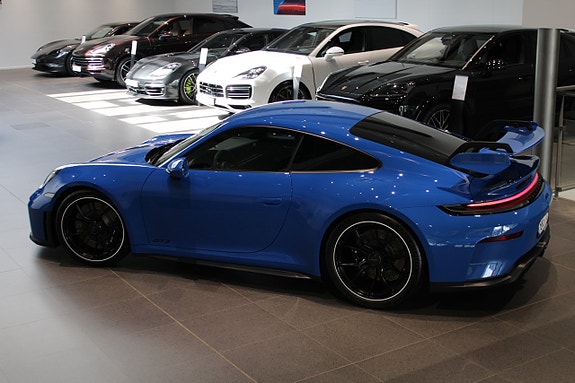 Porsche 911 GT3 5 of 19