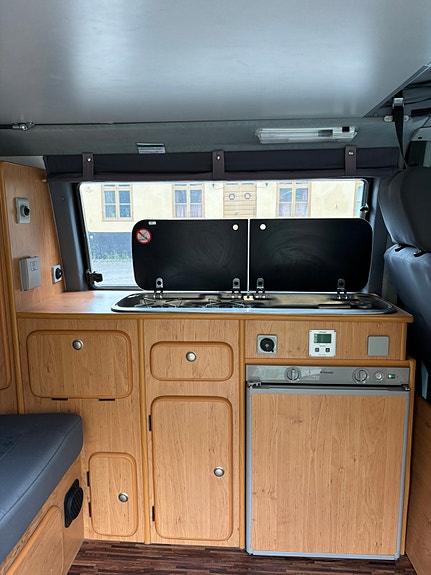 Volkswagen VW California/ Westfalia 4 of 4