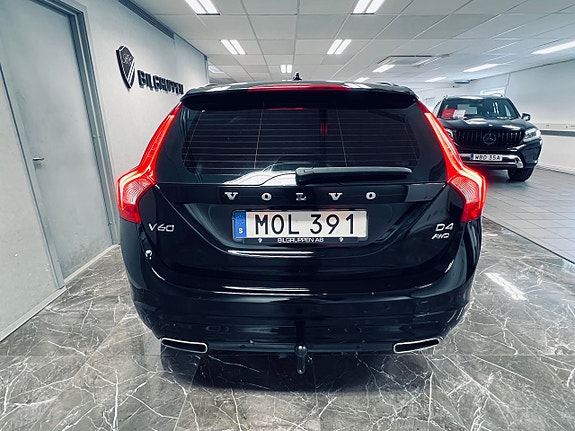 Volvo V60 5 of 27