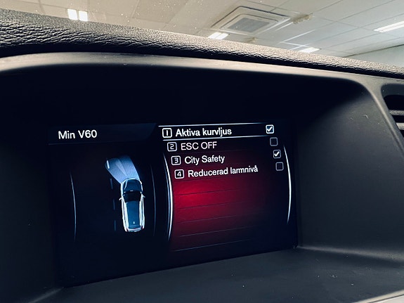 Volvo V60 19 of 27