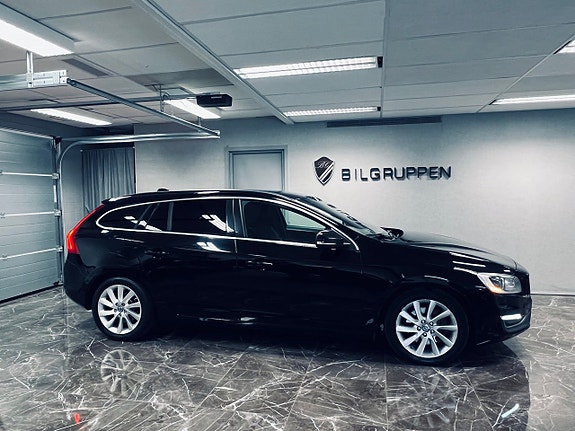 Volvo V60 3 of 27