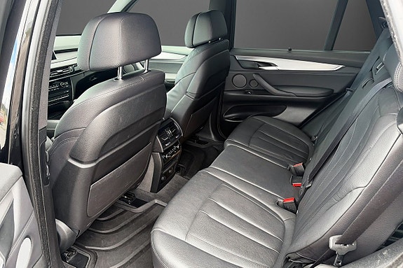 BMW X5 8 of 23