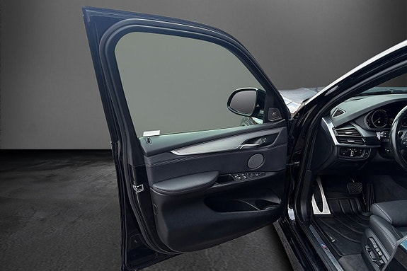 BMW X5 11 of 23