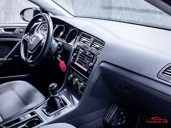 Volkswagen Golf I 13 of 26
