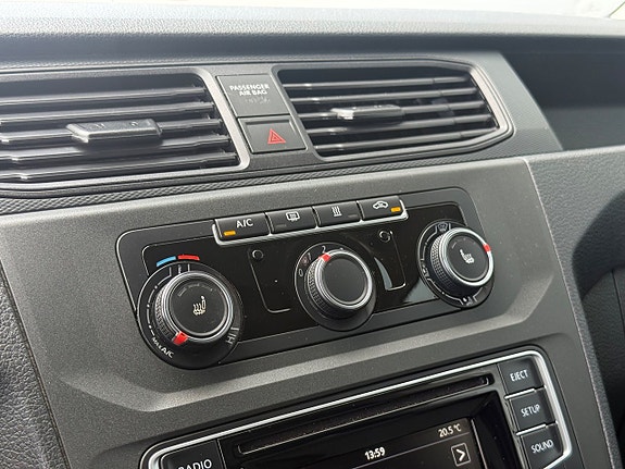 Volkswagen Caddy 25 of 25