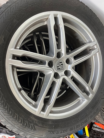 Porsche Macan 17 of 18
