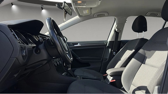 Volkswagen Golf I 5 of 7