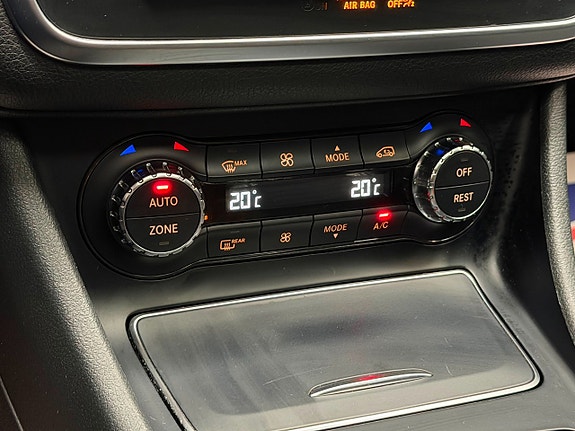 Mercedes-Benz CLA220 d 15 of 21