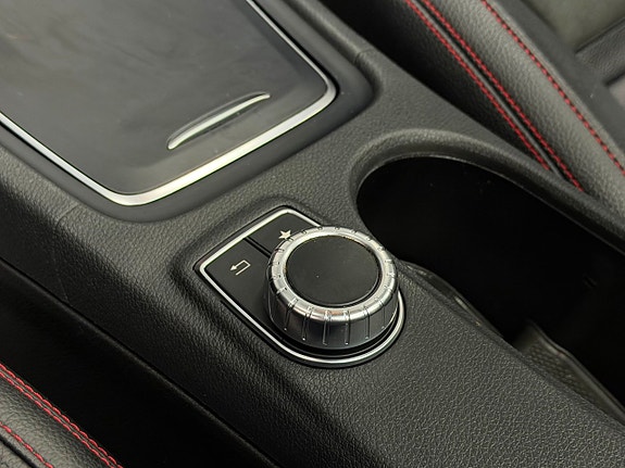 Mercedes-Benz CLA220 d 14 of 21