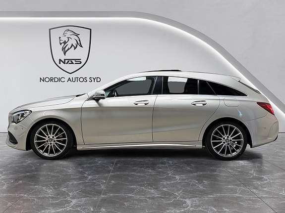 Mercedes-Benz CLA220 d 2 of 21