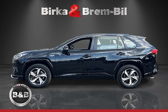 Toyota RAV4 4 of 17