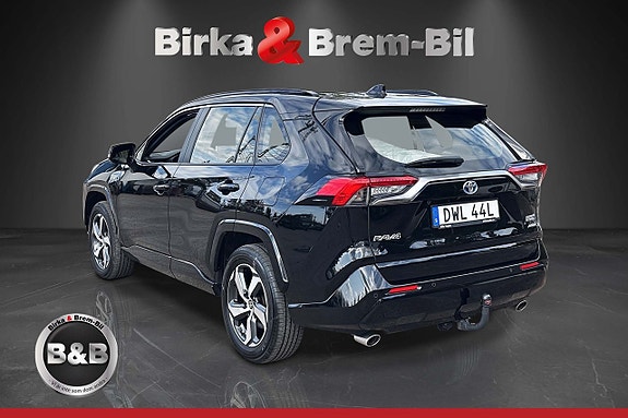 Toyota RAV4 16 of 17