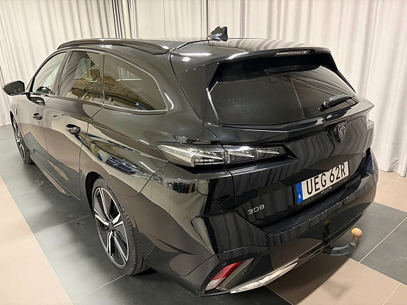 Peugeot 308 SW 3 of 12