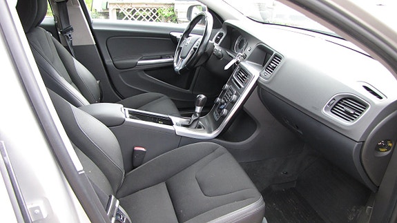 Volvo V60 6 of 10