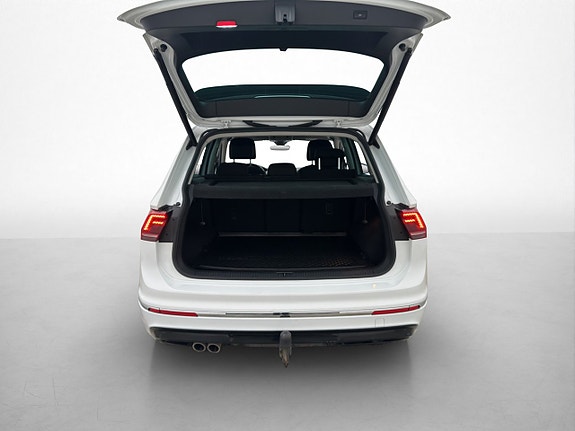 Volkswagen Tiguan 9 of 29