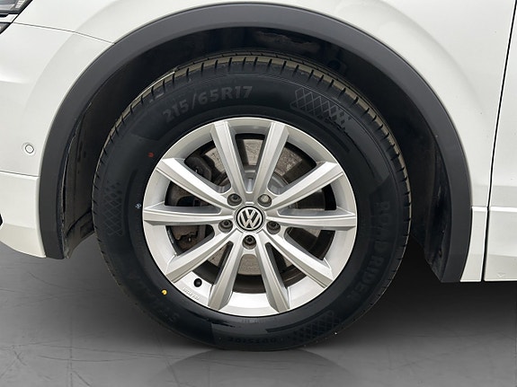 Volkswagen Tiguan 26 of 29