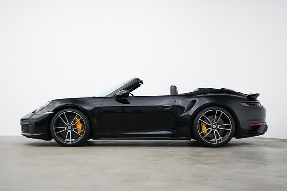 Porsche 911 4 of 28
