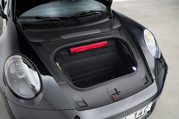 Porsche 911 22 of 28