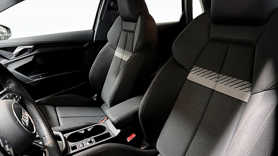 Audi A3 8 of 13