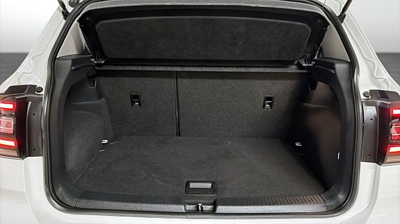 Volkswagen T-Cross 12 of 12