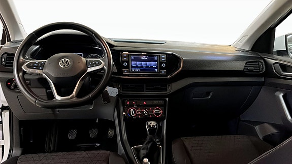Volkswagen T-Cross 10 of 12