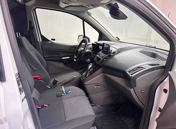 Ford Transit 8 of 12