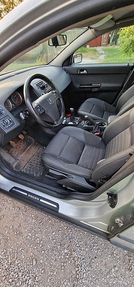 Volvo S40 6 of 8