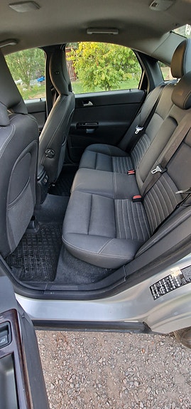 Volvo S40 7 of 8