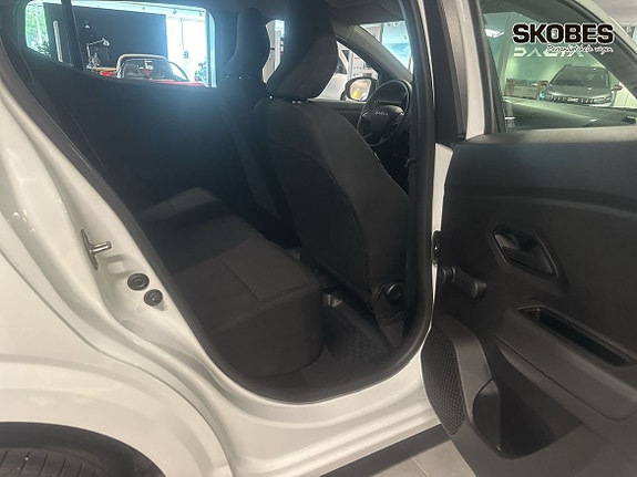 Dacia Sandero 9 of 16