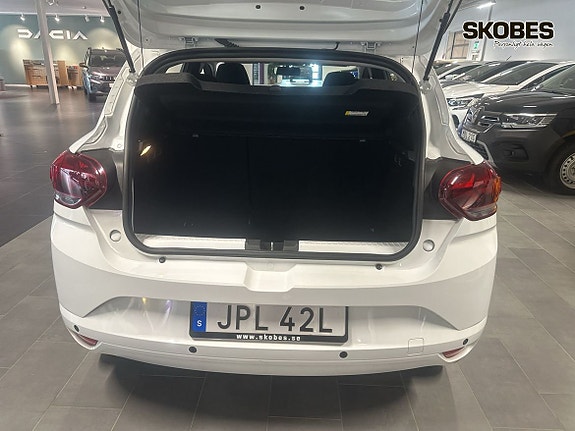 Dacia Sandero 15 of 16