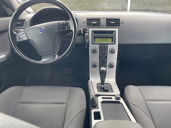 Volvo V50 11 of 14