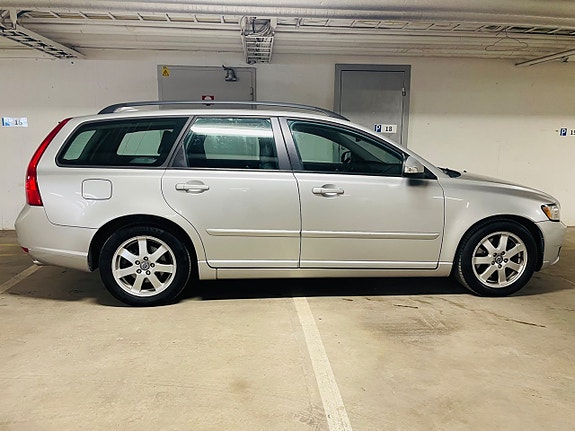 Volvo V50 6 of 14