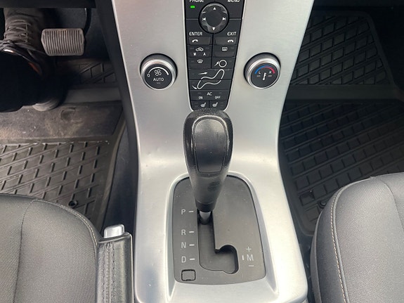 Volvo V50 12 of 14