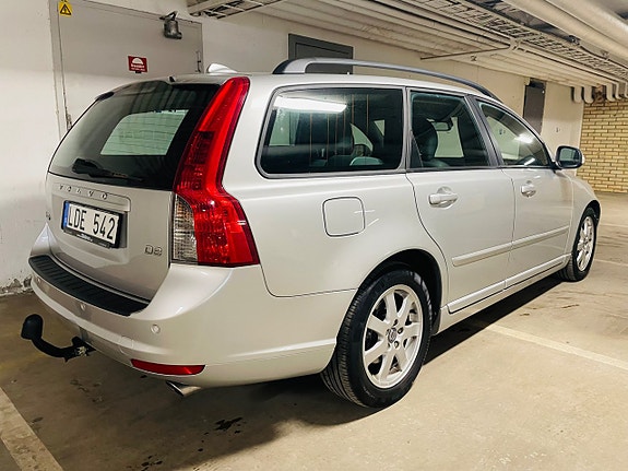 Volvo V50 5 of 14