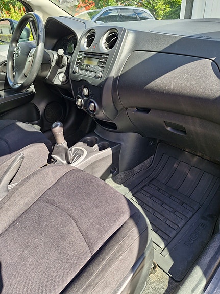 Nissan Note 3 of 5