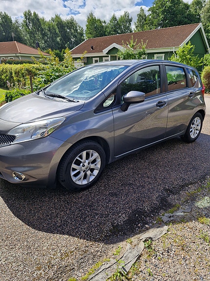 Nissan Note 2 of 5
