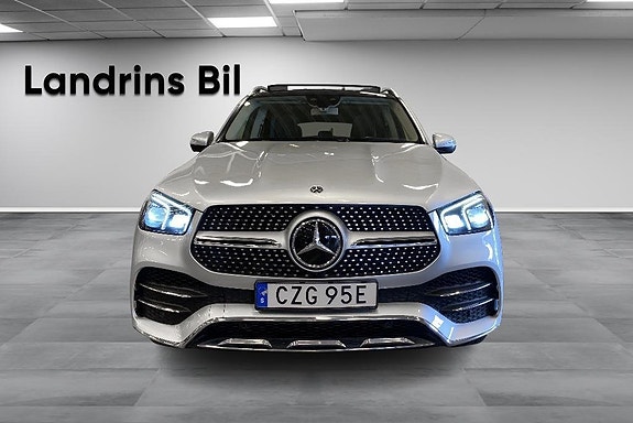 Mercedes-Benz GLE400 d 2 of 16