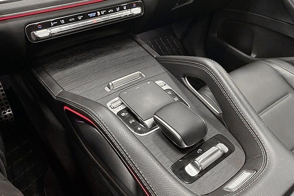 Mercedes-Benz GLE400 d 9 of 16