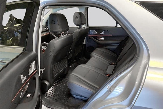 Mercedes-Benz GLE400 d 7 of 16