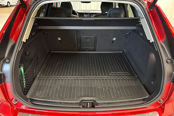Volvo XC60 17 of 27