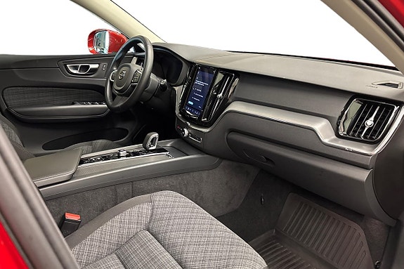 Volvo XC60 10 of 27