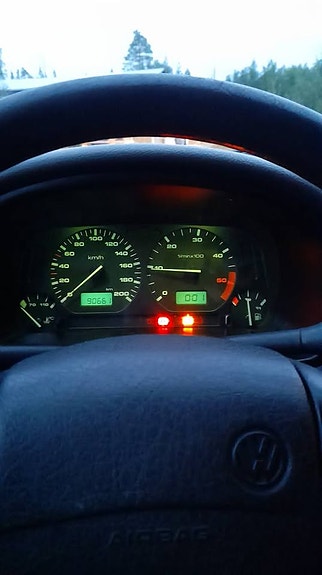 Volkswagen Caddy 7 of 8