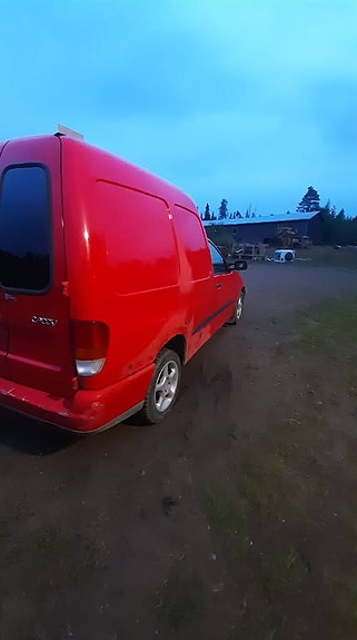 Volkswagen Caddy 3 of 8