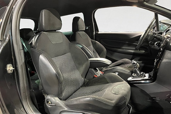 Citroen DS3 15 of 19