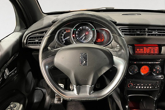 Citroen DS3 13 of 19