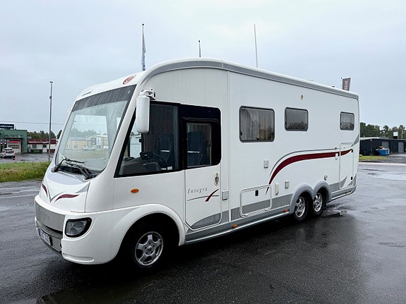 Eura Mobil Integra 740 EB Alde 3 of 17