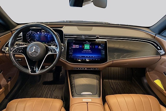 Mercedes-Benz E300 de 7 of 20